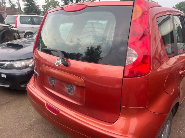 bontott NISSAN NOTE Csomagtérajtó (Üres lemez)