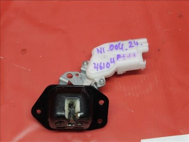 bontott NISSAN NOTE Csomagtérajtó Zárszerkezet