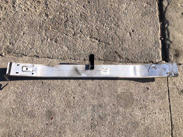 bontott NISSAN NOTE Első Lökhárító Merevítő (Fém)