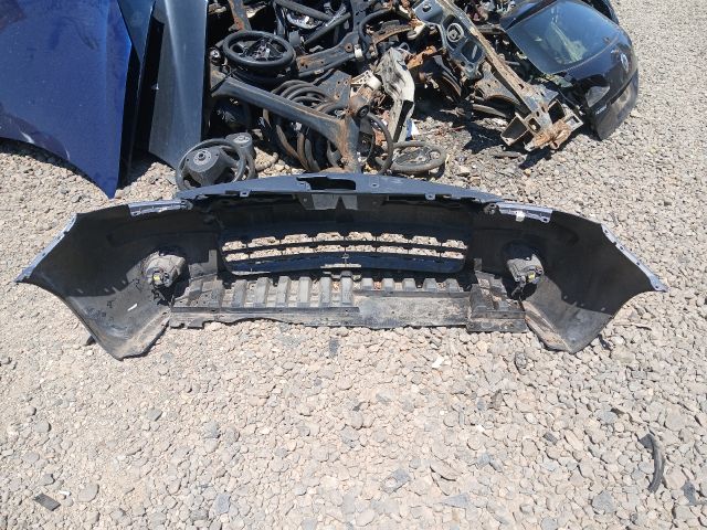 bontott NISSAN NOTE Első Lökhárító (Részeivel)