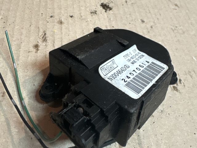 bontott NISSAN NOTE Fűtés Állító Motor