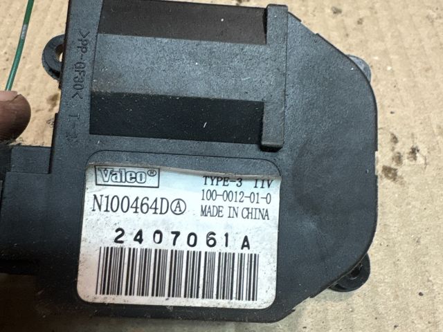 bontott NISSAN NOTE Fűtés Állító Motor