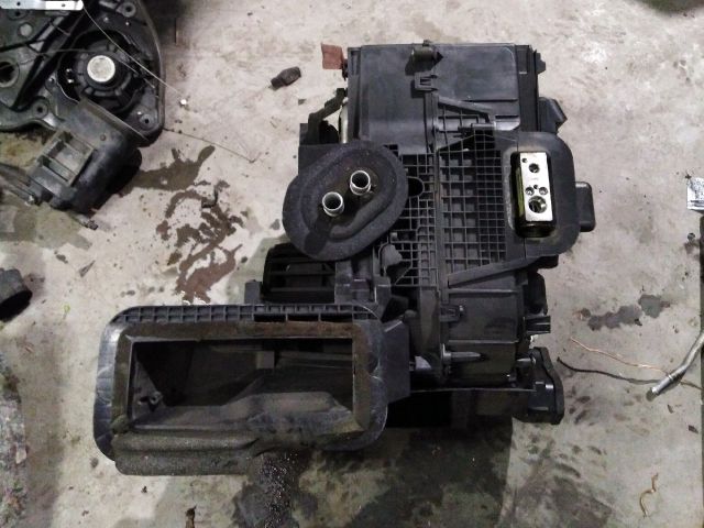 bontott NISSAN NOTE Fűtés Box