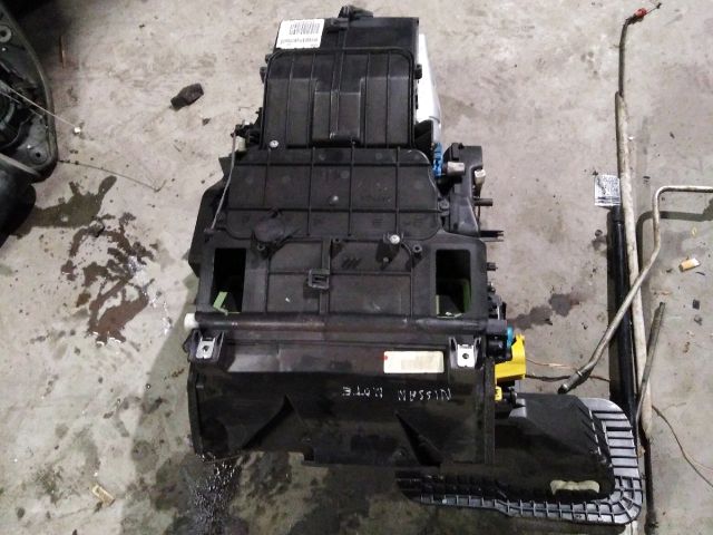 bontott NISSAN NOTE Fűtés Box