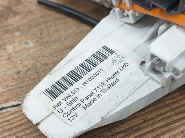 bontott NISSAN NOTE Fűtéskapcsoló