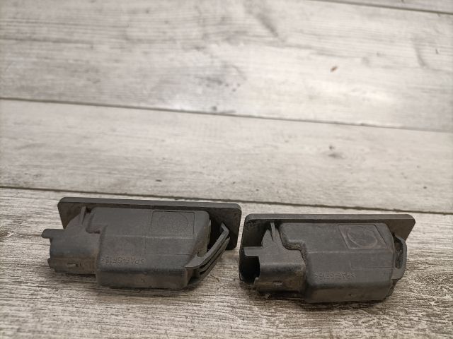 bontott NISSAN NOTE Hátsó Rendszámtábla Világítás