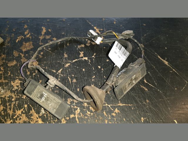 bontott NISSAN NOTE Hátsó Rendszámtábla Világítás