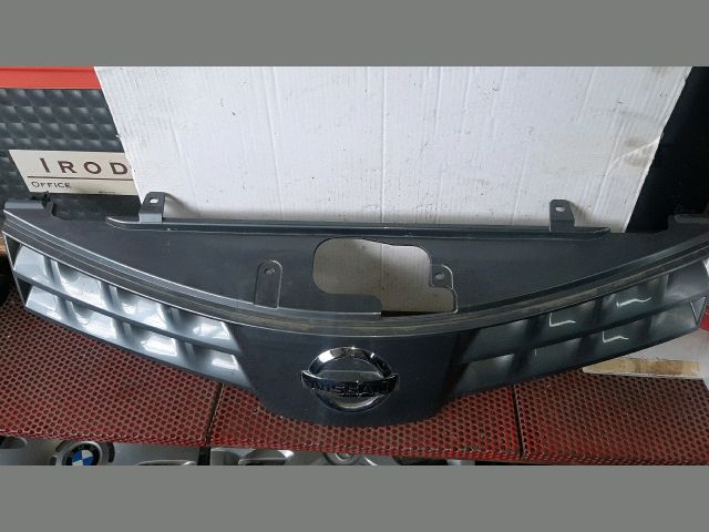 bontott NISSAN NOTE Hűtőrács