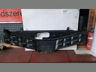 bontott NISSAN NOTE Hűtőrács