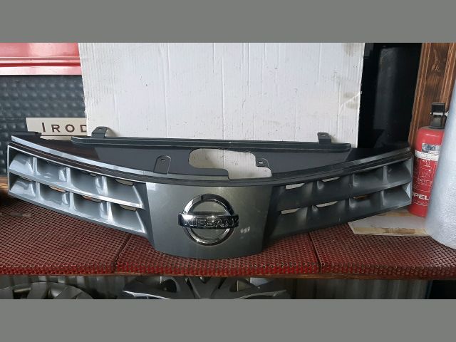 bontott NISSAN NOTE Hűtőrács