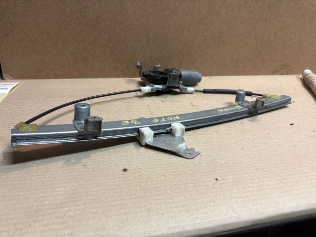 bontott NISSAN NOTE Jobb első Ablakemelő Szerkezet (Elektromos)