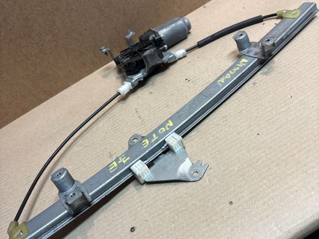 bontott NISSAN NOTE Jobb első Ablakemelő Szerkezet (Elektromos)