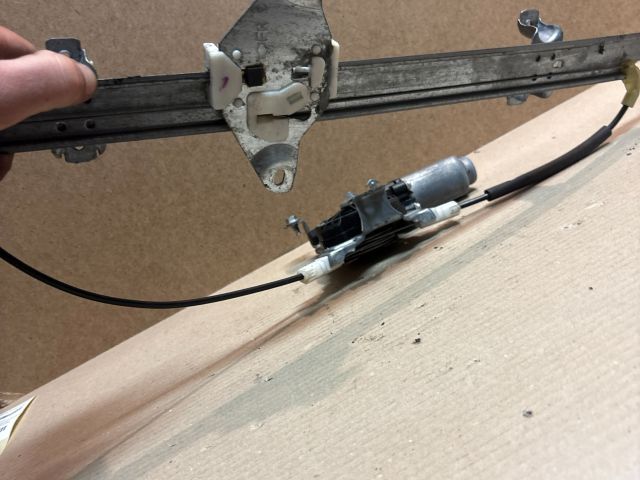 bontott NISSAN NOTE Jobb első Ablakemelő Szerkezet (Elektromos)