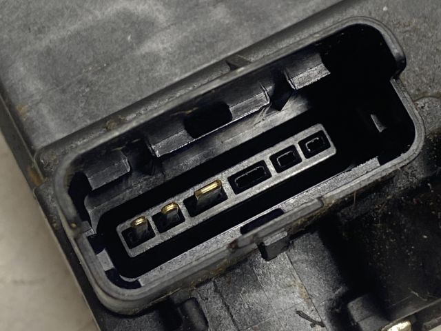 bontott NISSAN NOTE Jobb hátsó Ajtózár