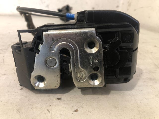 bontott NISSAN NOTE Jobb hátsó Ajtózár