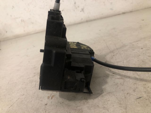 bontott NISSAN NOTE Jobb hátsó Ajtózár