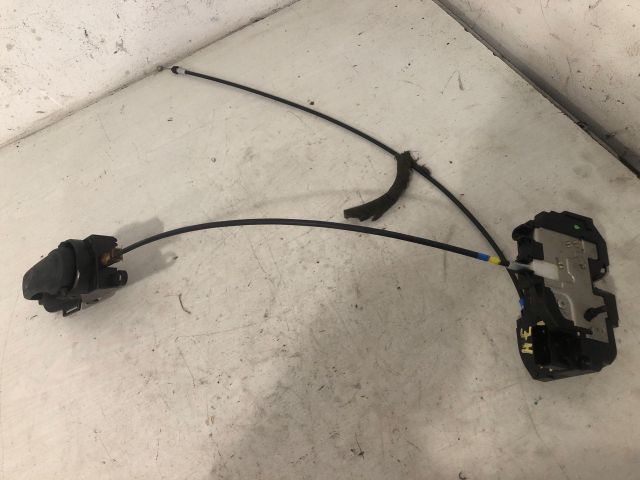 bontott NISSAN NOTE Jobb hátsó Ajtózár