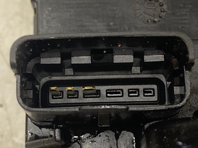 bontott NISSAN NOTE Jobb hátsó Ajtózár