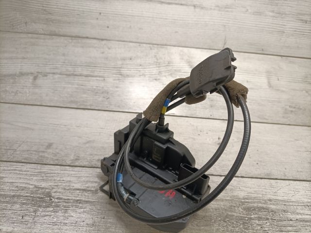 bontott NISSAN NOTE Jobb hátsó Ajtózár