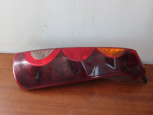 bontott NISSAN NOTE Jobb Hátsó Lámpa