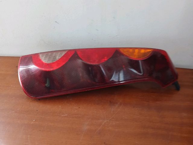 bontott NISSAN NOTE Jobb Hátsó Lámpa