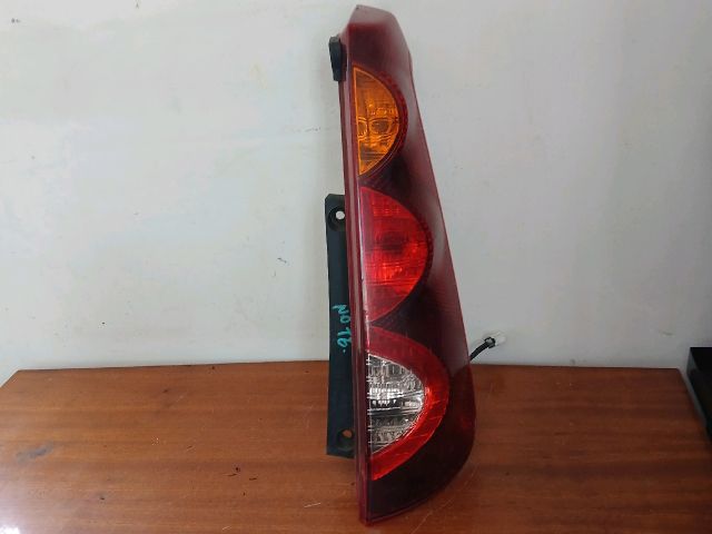 bontott NISSAN NOTE Jobb Hátsó Lámpa
