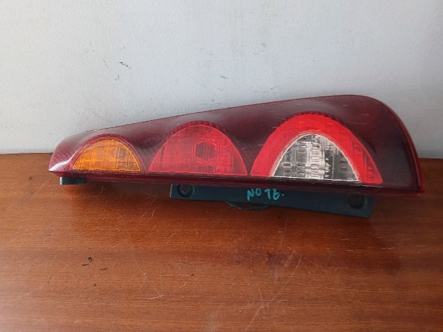 bontott NISSAN NOTE Jobb Hátsó Lámpa