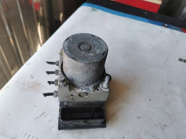 bontott NISSAN NV200 ABS Kocka