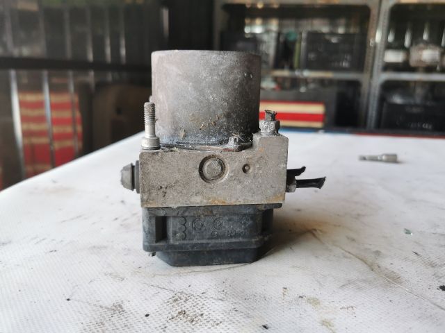 bontott NISSAN NV200 ABS Kocka