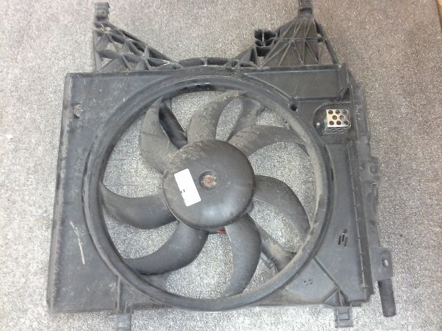 bontott NISSAN NV200 Hűtőventilátor