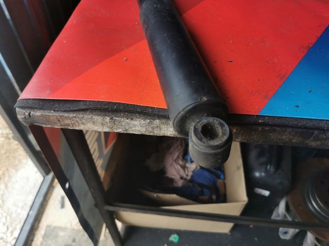 bontott NISSAN NV200 Jobb hátsó Lengéscsillapító