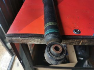 bontott NISSAN NV200 Jobb hátsó Lengéscsillapító