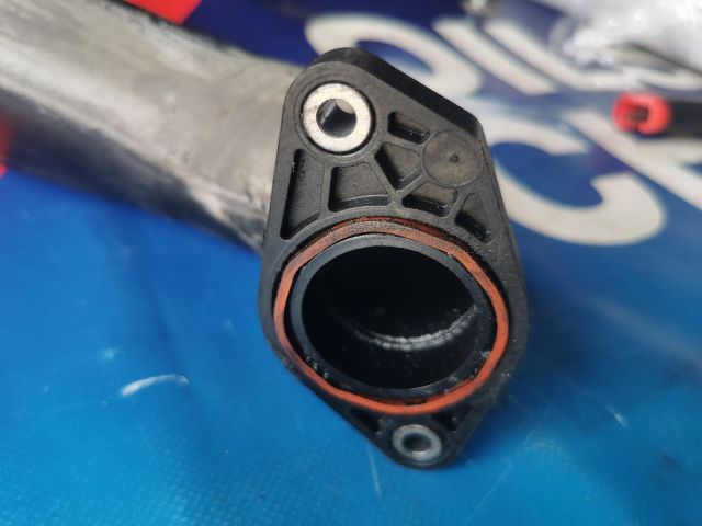 bontott NISSAN NV200 Turbócső