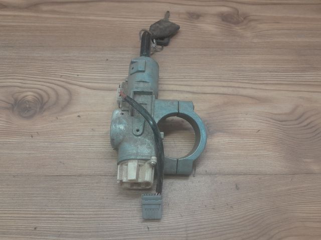 bontott NISSAN NV200 Gyújtáskapcsoló