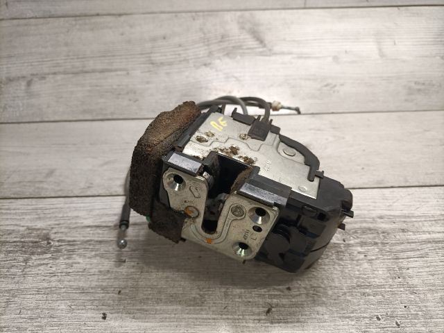 bontott NISSAN NV200 Bal első Ajtózár