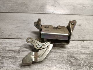 bontott NISSAN NV200 Bal Tolóajtó Zárszerkezet