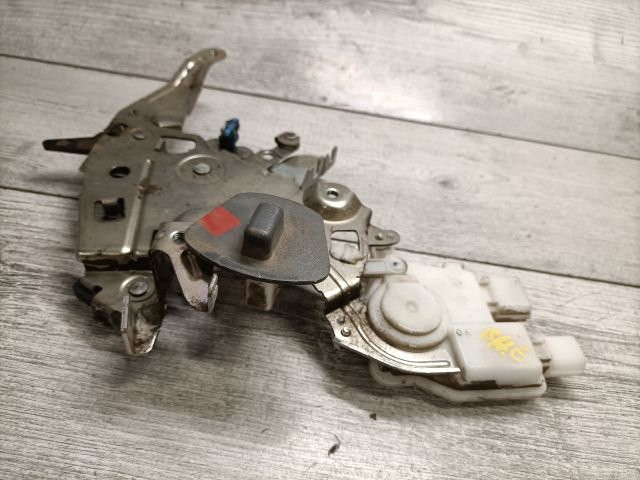 bontott NISSAN NV200 Bal Tolóajtó Zárszerkezet