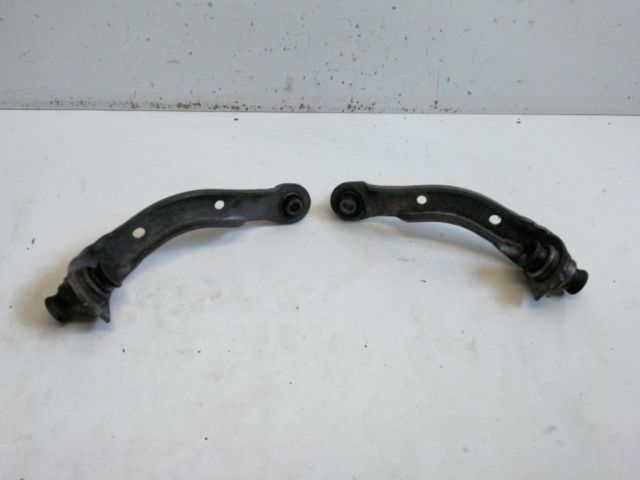 bontott NISSAN NV200 Első Futómű Kitámasztó