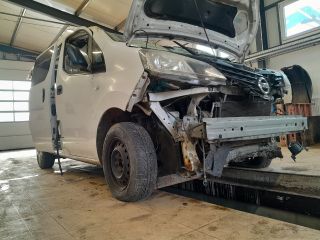 bontott NISSAN NV200 Hátsó Embléma