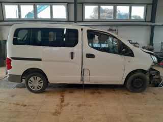 bontott NISSAN NV200 Hátsó Embléma