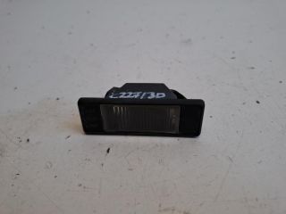 bontott NISSAN NV200 Hátsó Rendszámtábla Világítás