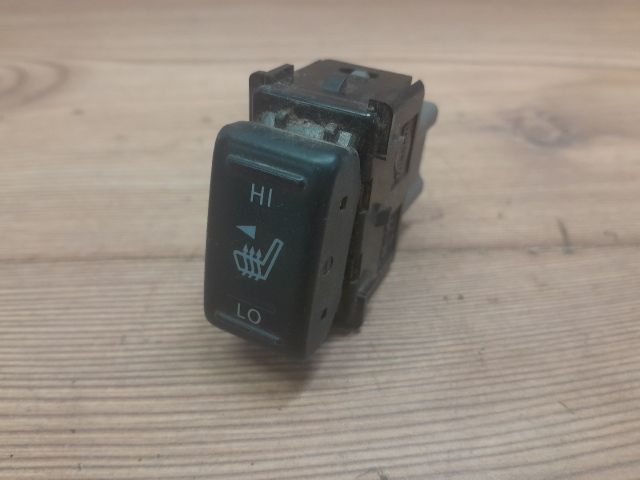 bontott NISSAN NV200 Jobb első Ülésfűtés Kapcsoló