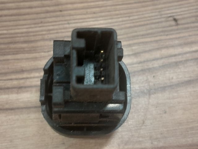 bontott NISSAN NV200 Vészvillogó Kapcsoló