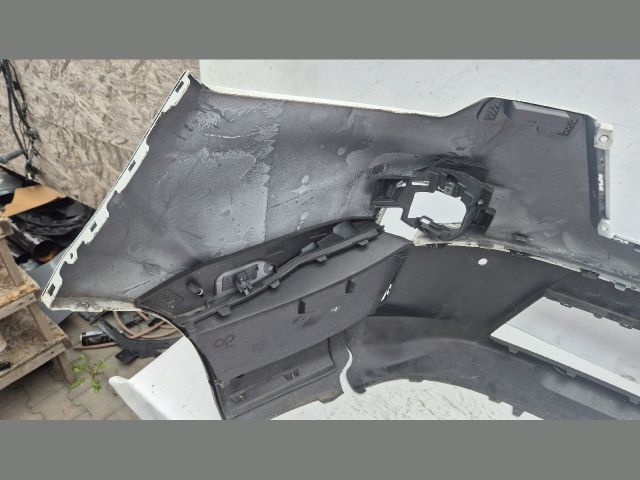 bontott NISSAN NV300 Első Lökhárító (Üresen)