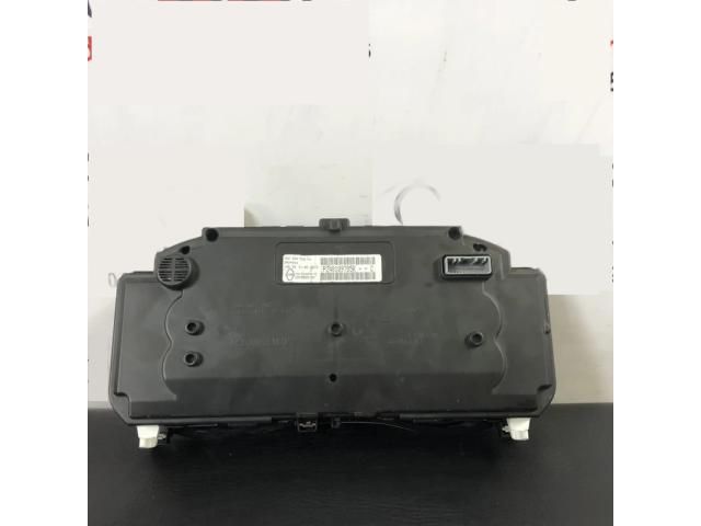 bontott NISSAN NV400 Kilométeróra