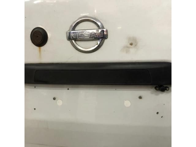 bontott NISSAN NV400 Bal hátsó Ajtó (Üres lemez)