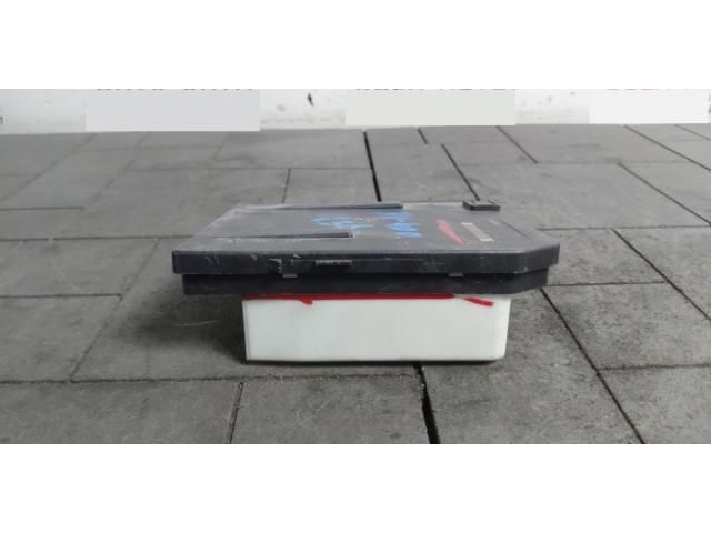 bontott NISSAN NV400 Biztosítéktábla Utastér