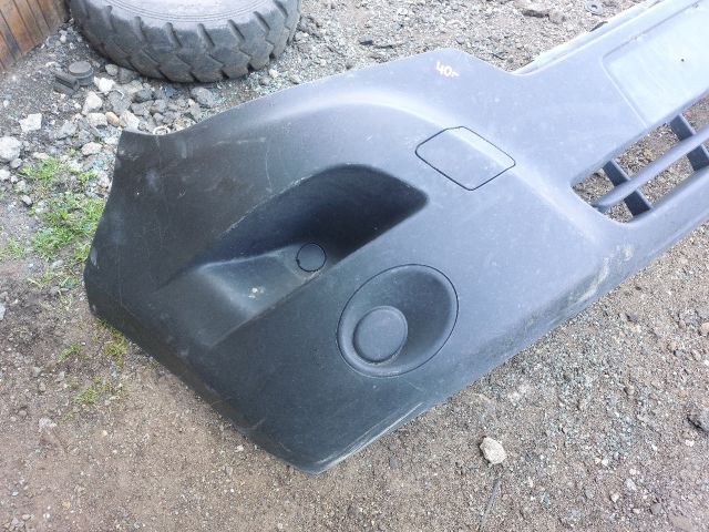 bontott NISSAN NV400 Első Lökhárító (Részeivel)