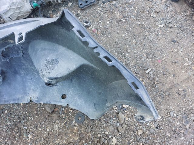 bontott NISSAN NV400 Első Lökhárító (Részeivel)