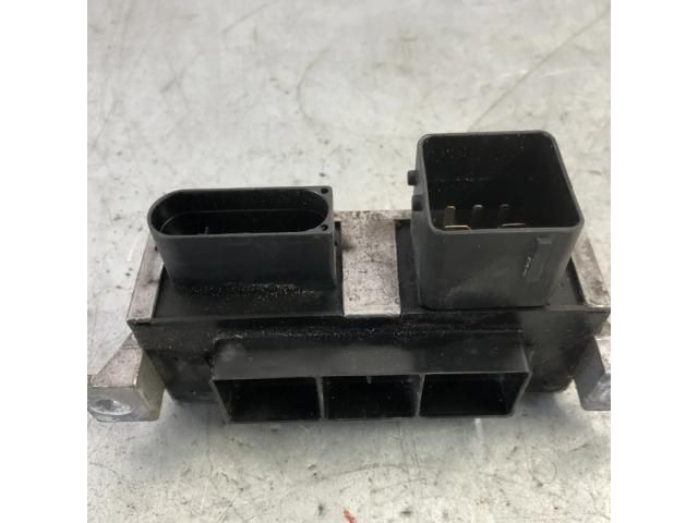 bontott NISSAN NV400 Izzító Relé